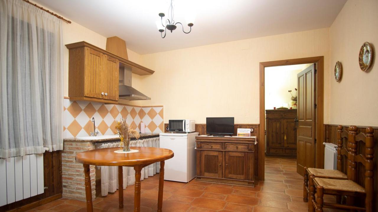 Casa Rural Santa Elena Villafranca de los Caballeros Ngoại thất bức ảnh