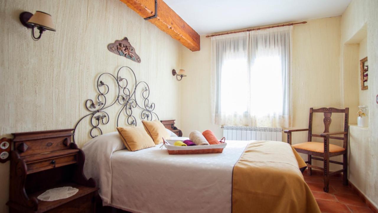 Casa Rural Santa Elena Villafranca de los Caballeros Ngoại thất bức ảnh